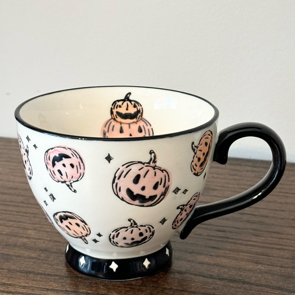 🧡🩷🎃Potter’s Studio Pink Halloween Pumpkin Mug